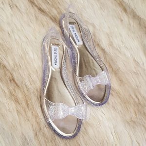 ISO Steve Madden glitter bow jelly size 7.5/8